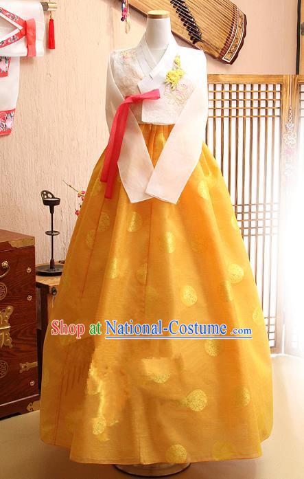 Korean Traditional Tang Garment Hanbok Formal Occasions White Blouse and Yellow Dress Ancient Costumes for Women