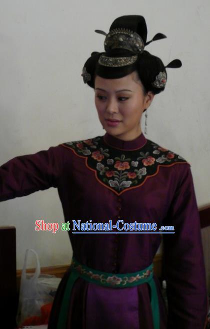 Chinese Traditional Tang Dynasty Princess Taiping Embroidered Dress Palace Lady Replica Costume for Women