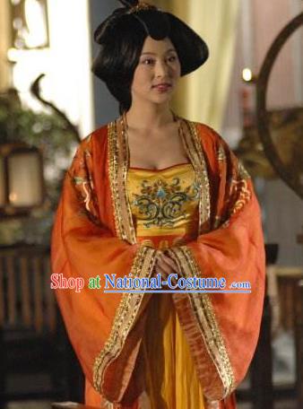 Ancient Chinese Tang Dynasty Empress Zhangsun Hanfu Dress Queen Replica Costume for Women