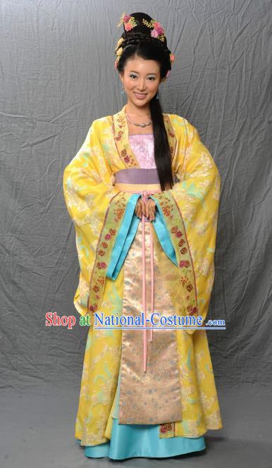 Chinese Ancient Tang Dynasty Imperial Concubine Embroidered Hanfu Yellow Dress Historical Costume for Women