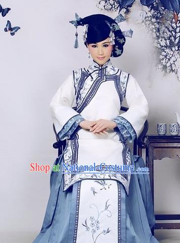 Chinese Ancient Qing Dynasty Imperial Concubine Embroidered Costume Manchu Palace Lady Dress for Women