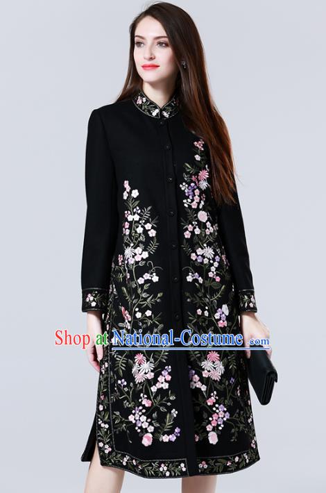 Chinese National Costume Black Wool Coats Traditional Embroidered Dust Coats for Women