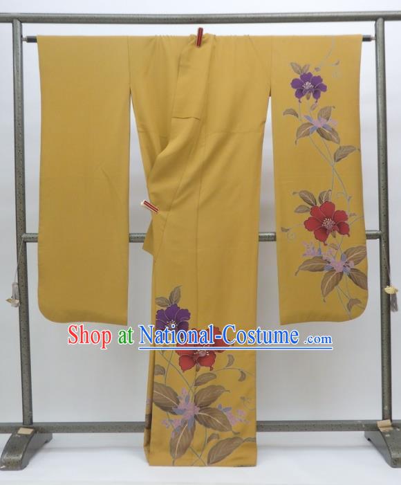 Ancient Japanese Geisha Garment Yellow Furisode Kimonos Traditional Yukata Dress Costume for Women