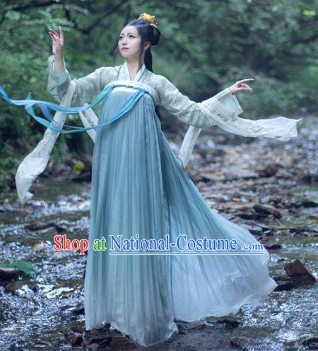 Chinese Ancient Tang Dynasty Nobility Lady Embroidered Hanfu Dress Costume for Women