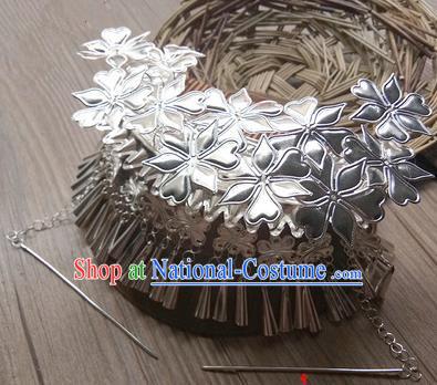 Traditional Chinese Miao Nationality Hair Accessories Sliver Hairpins Hmong Tassel Hair Comb Headwear for Women