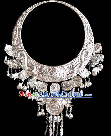 Traditional Chinese Miao Nationality Necklet Hmong Female Accessories Sliver Necklace for Women