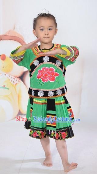 Traditional Chinese Yi Nationality Dance Embroidery Costume, Folk Dance Ethnic Dance Green Dress for Kids