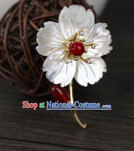 Chinese Ancient Handmade Brooch Accessories Shell Flower Breastpin for Women