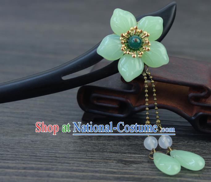 Chinese Ancient Handmade Hair Accessories Green Flower Hair Clip Classical Hanfu Ebony Hairpins for Women