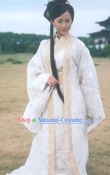 Chinese Ancient Han Dynasty Xiaowu Empress Wei Zifu Embroidered Hanfu Dress Replica Costume for Women