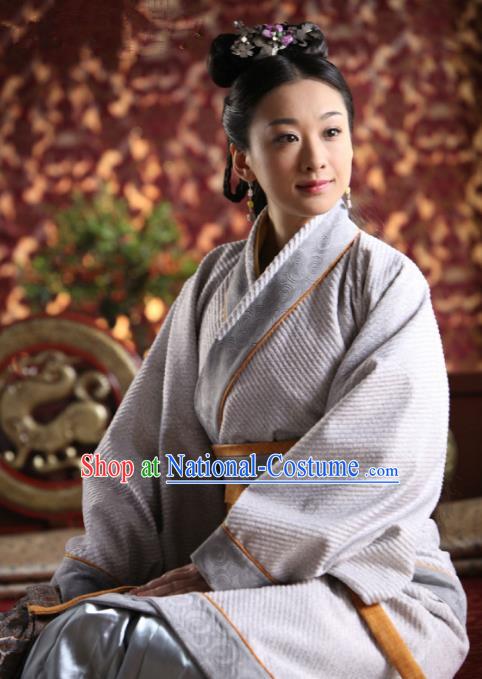 Chinese Ancient Spring and Autumn Period Court Maid Hanfu Dress Las Meninas Replica Costume for Women