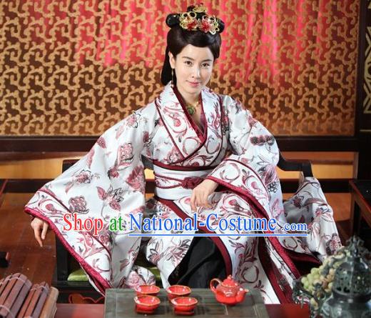 Chinese Ancient Spring and Autumn Period Wei State Empress Hanfu Dress Palace Queen Replica Costume for Women