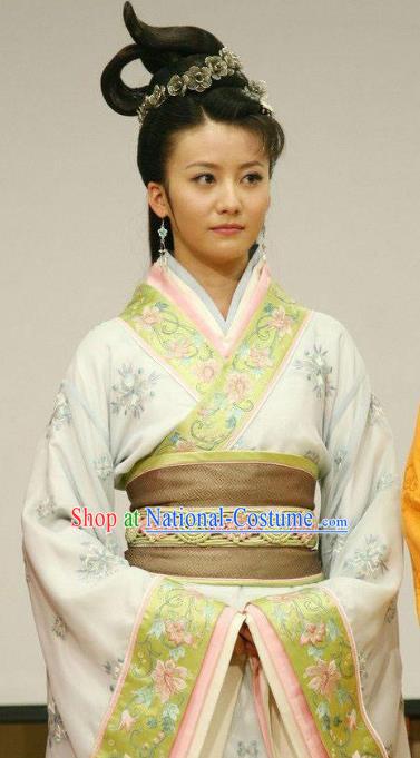 Traditional China Warring States Period Wu State Imperial Consort Zheng Embroidered Replica Costume for Women