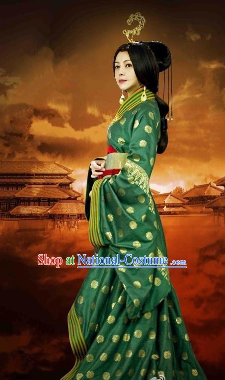 Chinese Ancient Western Han Dynasty Dowager Countess Guo Zhu Hanfu Dress Replica Costume for Women