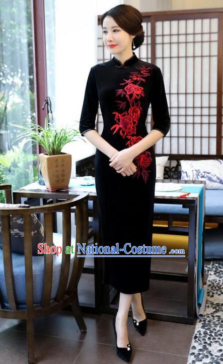 Top Grade Chinese Embroidered Qipao Dress National Costume Traditional Black Velvet Mandarin Cheongsam for Women