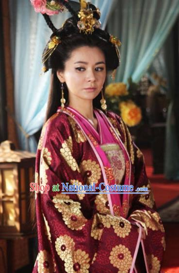 Chinese Ancient Five Dynasties and Ten Kingdoms Queen Zhang Lihua Embroidered Replica Costume for Women