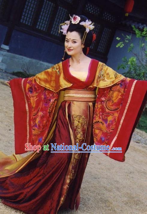 Chinese Ancient Tang Dynasty Imperial Consort Yang Hanfu Dress Embroidered Replica Costume for Women