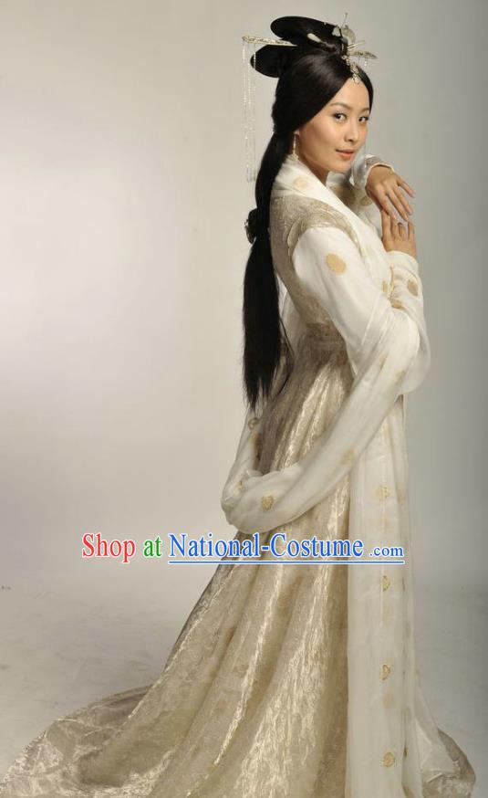 Traditional Chinese Ancient Costume Chu and Han Dynasties Hanfu Clothing