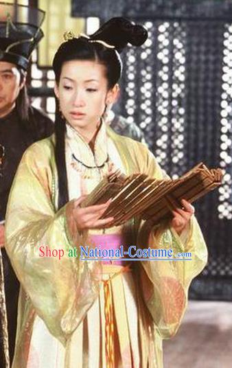 Chinese Ancient Chunqiu Period Jin State Imperial Concubine Li Embroidered Replica Costume for Women