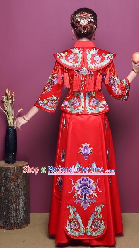 Traditional Chinese Wedding Costumes Traditional Xiuhe Suits Ancient Chinese bridal Full Dress