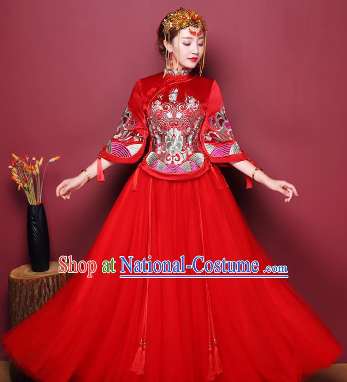 Chinese Traditional Wedding Costume Red Dress Bottom Drawer, China Ancient Bride Embroidered Xiuhe Suits for Women