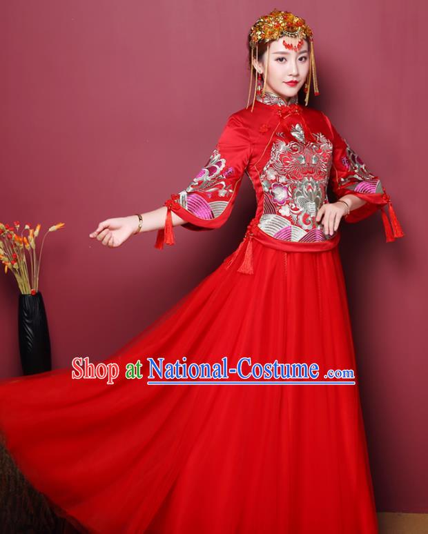 Traditional Chinese Wedding Costumes Traditional Xiuhe Suits Ancient Chinese bridal Full Dress