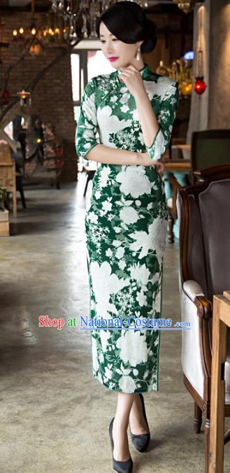 Top Grade Chinese Elegant Green Velvet Cheongsam Traditional China Tang Suit Qipao Dress for Women