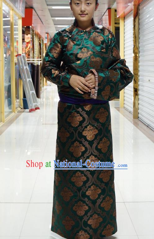 Chinese Zang Nationality Green Satin Tibetan Robe, China Traditional Tibetan Ethnic Heishui Dance Costume for Women