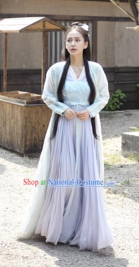 Chinese Ancient Swordswoman Hanfu Dress Northern and Southern Dynasties Female Knight-errant Replica Costume for Women