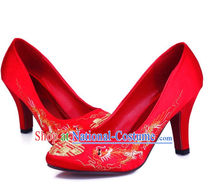 Chinese Traditional Handmade Wedding Embroidered Shoes Bride Red High-heeled Shoes for Women