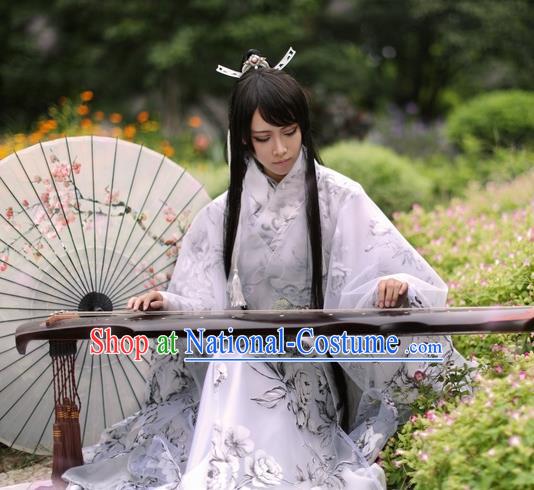 Chinese Ancient Palace Lady Hanfu Han Dynasty Imperial Concubine Queen Embroidered Historical Costumes for Women