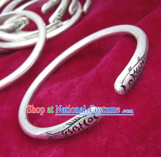 Chinese Miao Nationality Sliver Ornaments Traditional Hmong Handmade Carving Fish Bracelet for Women