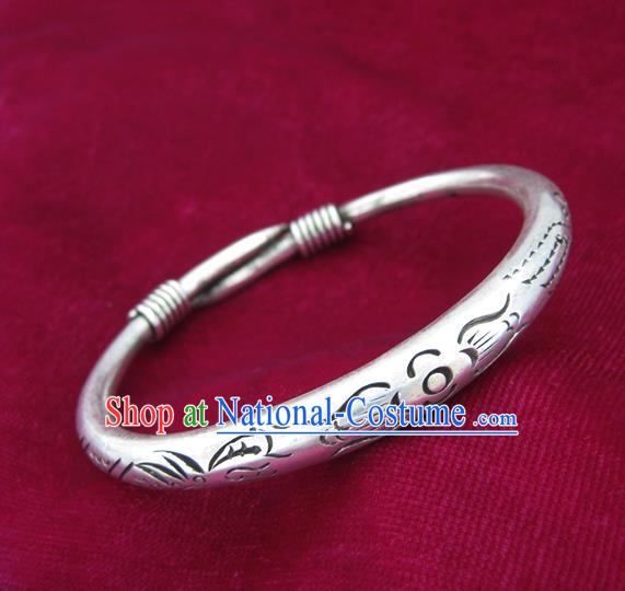 Chinese Miao Nationality Sliver Ornaments Traditional Hmong Handmade Carving Bracelet for Women