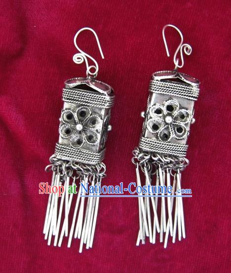 Chinese Handmade Miao Nationality Jewelry Accessories Hmong Sliver Earrings for Women