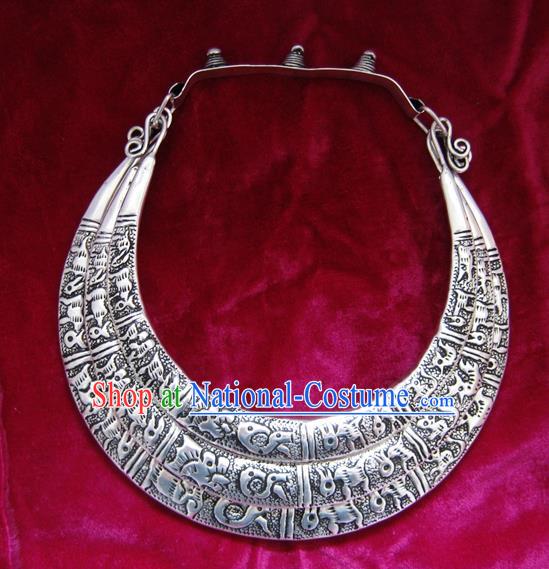 Chinese Miao Nationality Ornaments Sliver Carving Chinese Zodiac Necklace Traditional Hmong Necklet for Women