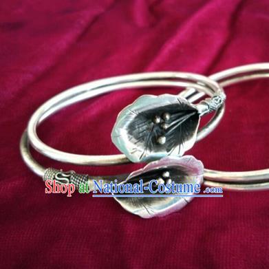 Chinese Miao Nationality Ornaments Sliver Zantedeschia Bracelet Traditional Hmong Bangle for Women