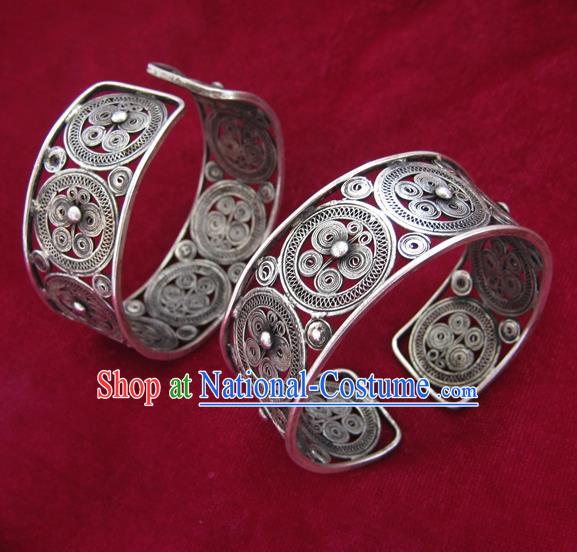 Chinese Miao Sliver Ornaments Bracelet Traditional Hmong Bangle Accessories for Women