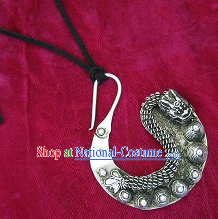 Chinese Handmade Miao Sliver Carving Dragon Necklace Hmong Nationality Necklet for Women