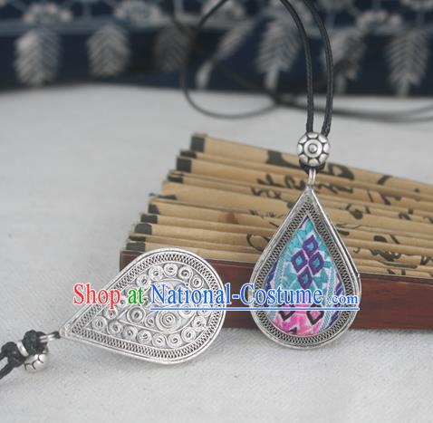 Chinese Traditional Miao Sliver Embroidered Blue Necklace Traditional Hmong Necklet for Women