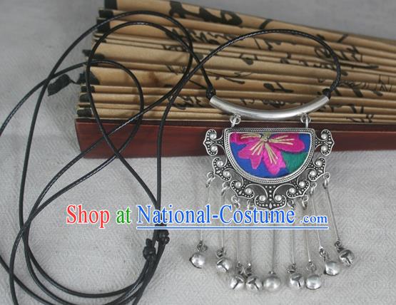 Chinese Miao Sliver Traditional Embroidered Necklace Hmong Ornaments Minority Headwear for Women