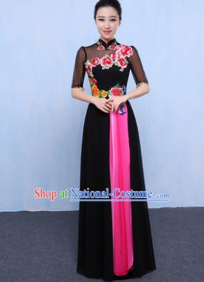 Chinese Traditional Chorus Singing Group Embroidered Costume, Compere Classical Dance Black Dress for Women