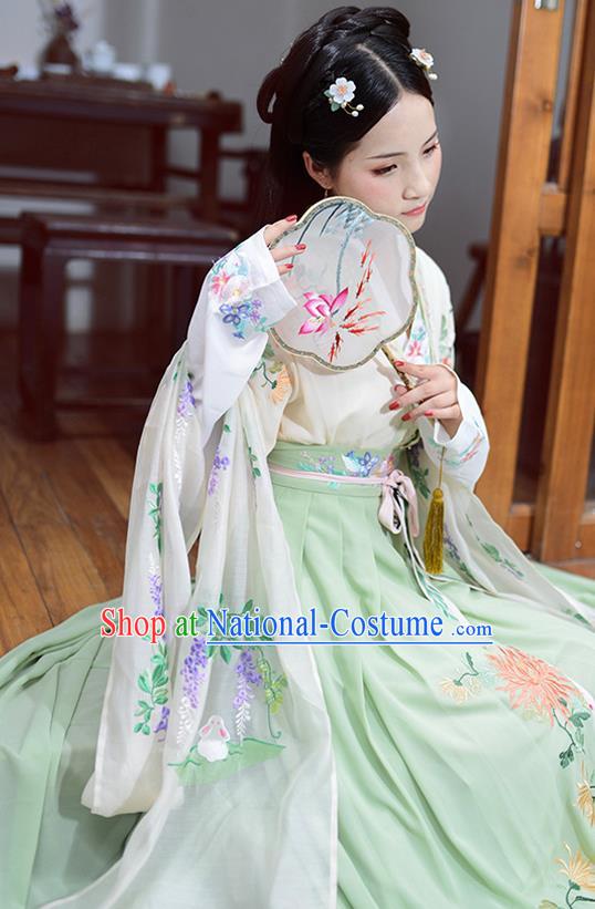 Chinese Ancient Palace Lady Hanfu Han Dynasty Imperial Concubine Queen Embroidered Historical Costumes