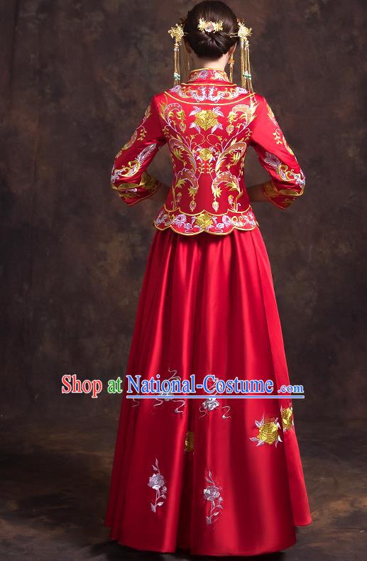 Traditional Chinese Wedding Costumes Traditional Xiuhe Suits Ancient Chinese bridal Full Dress