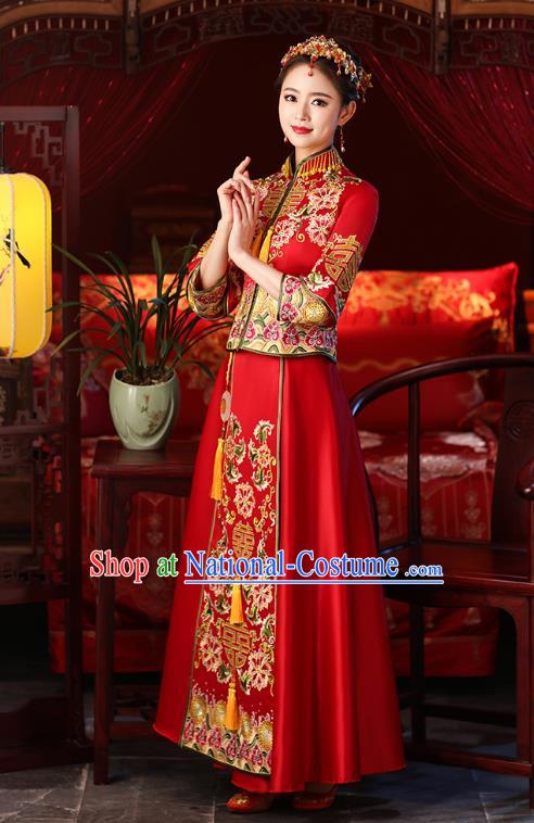 Traditional Chinese Wedding Costumes Traditional Xiuhe Suits Ancient Chinese bridal Full Dress