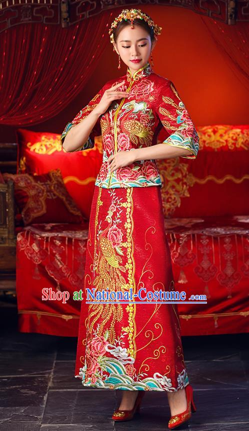 Chinese Ancient Embroidered Wedding Costumes Bride Formal Dresses Toast Cheongsam XiuHe Suit for Women