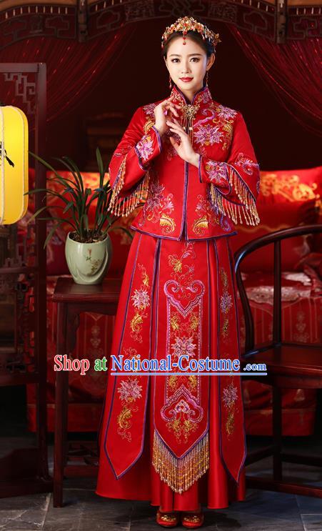 Traditional Chinese Wedding Costumes Traditional Xiuhe Suits Ancient Chinese bridal Full Dress