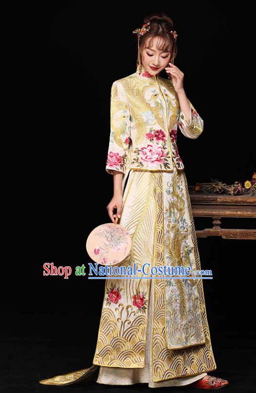 Chinese Ancient Wedding Costumes Bride Formal Dresses Embroidered Peony Yellow Longfenggua XiuHe Suit for Women