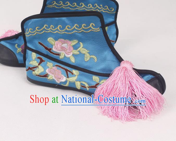 Chinese Traditional Beijing Opera Embroidered Boots Peking Opera Blues Blue Cloth Shoes for Women