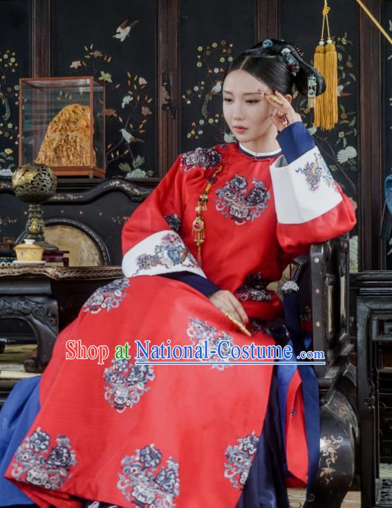 Chinese Ancient Qing Dynasty Manchu Imperial Consort Story of Yanxi Palace Embroidered Costumes and Headpiece for Women