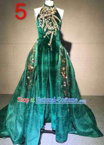 Top Grade Catwalks Customized Costume Stage Performance Model Show Green Velvet Dress for Women